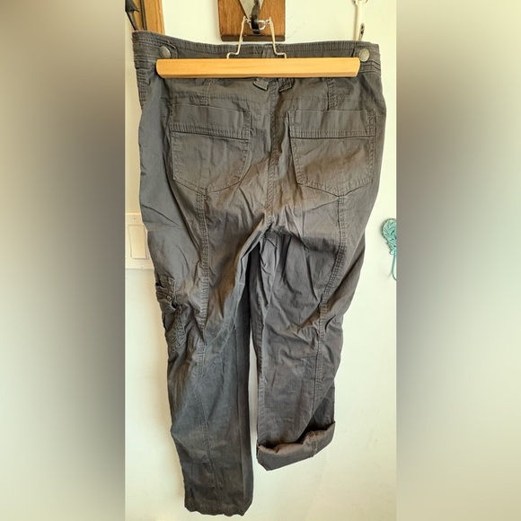 Reitmans Gray Cargo Pants Relaxed Fit - Picture 5 of 5